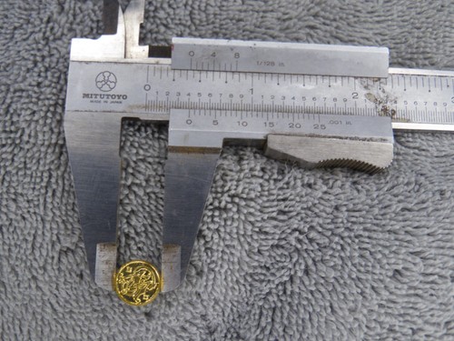 ONE Smith & Wesson OLD STOCK Grip Gold S&W Replacement Emblem Medallion 1911 K L - Picture 8 of 8
