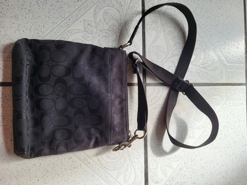 Coach Crossbody - Picture 2 of 4