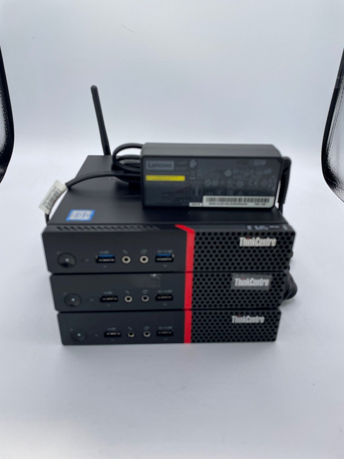 Lenovo Thinkcentre M700 Tiny i3-6100T 8GB 128GB m.2 SSD 2 DP WiFi