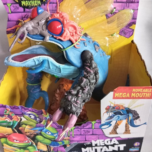 Nueva figura de 8" Teenage Mutant Ninja Turtles Mutant Mayhem The Mega Mutant Super Fly - Imagen 3 de 4