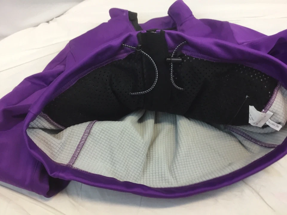 Chaqueta Zero Restriction Tour Series S Mujer Púrpura Poli Cremallera Completa Usada en Excelente Condición YGI R1-77 Foto 2 de 4