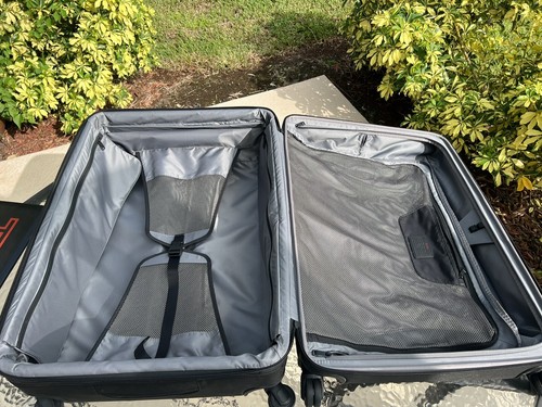 Tumi Alpha 3 Extended Trip 31” Expandable 4 Wheeled Packing Case - Black $1395 - Picture 14 of 19