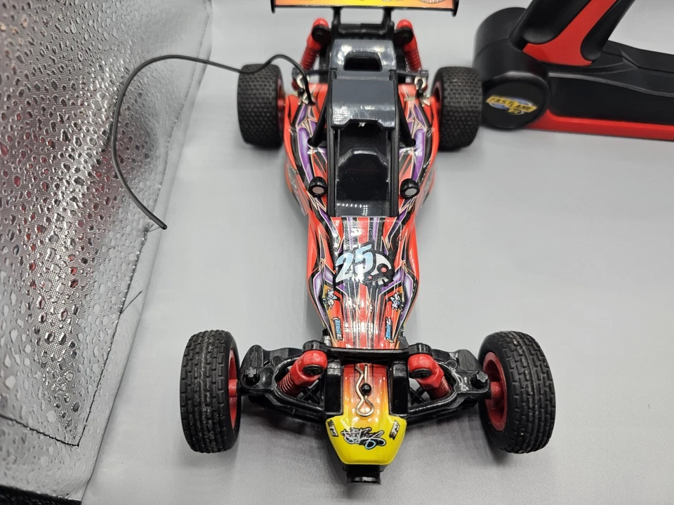 Toys'R'Us Fast Lane RC 27MHz Ultra Fast Remote Control Red Buggy Car W/ Remote - Image 3 of 4