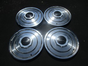 1981-to-1987-Lincoln-Town-Car-factory-15-inch-hubcaps-wheel-covers-set