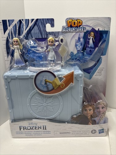 FROZEN 2 POP UP AHTOHALLAN ADVENTURES, 2 ELSA PUPPEN, BLAUER PFERDETRENSE, SCHLÜSSEL  - Bild 1 von 3