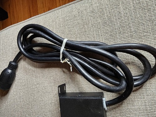 VERTIV GEIST BASIC 10 USCITE L5-20P10 ORIZZONTALE MONTABILE SU RACK 29584 Power Dist - Foto 7 di 15