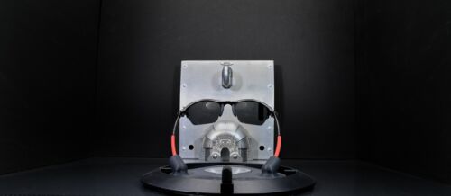 Oakley Half X Titanium Carbon Finish Glasses-Black Polarized Lenses+Vault+Bag - Picture 8 of 10