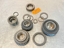 John Deere 3130 Tractor Transmission Pinion Shaft Gears L28646 2840