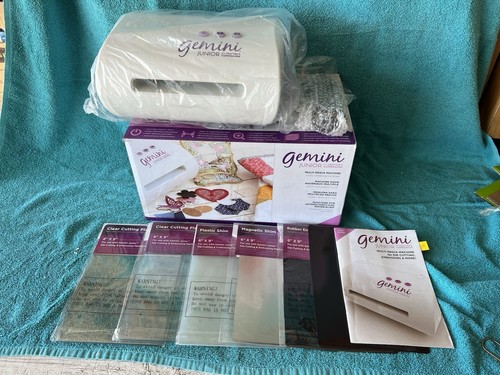 Crafters Companion Gemini Junior elektrische Prägeschneidemaschine #gemjr-m-usa