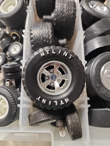 Toy Truck Tire Parts Big Lot Used Unknown Trucks - Picture 4 of 14