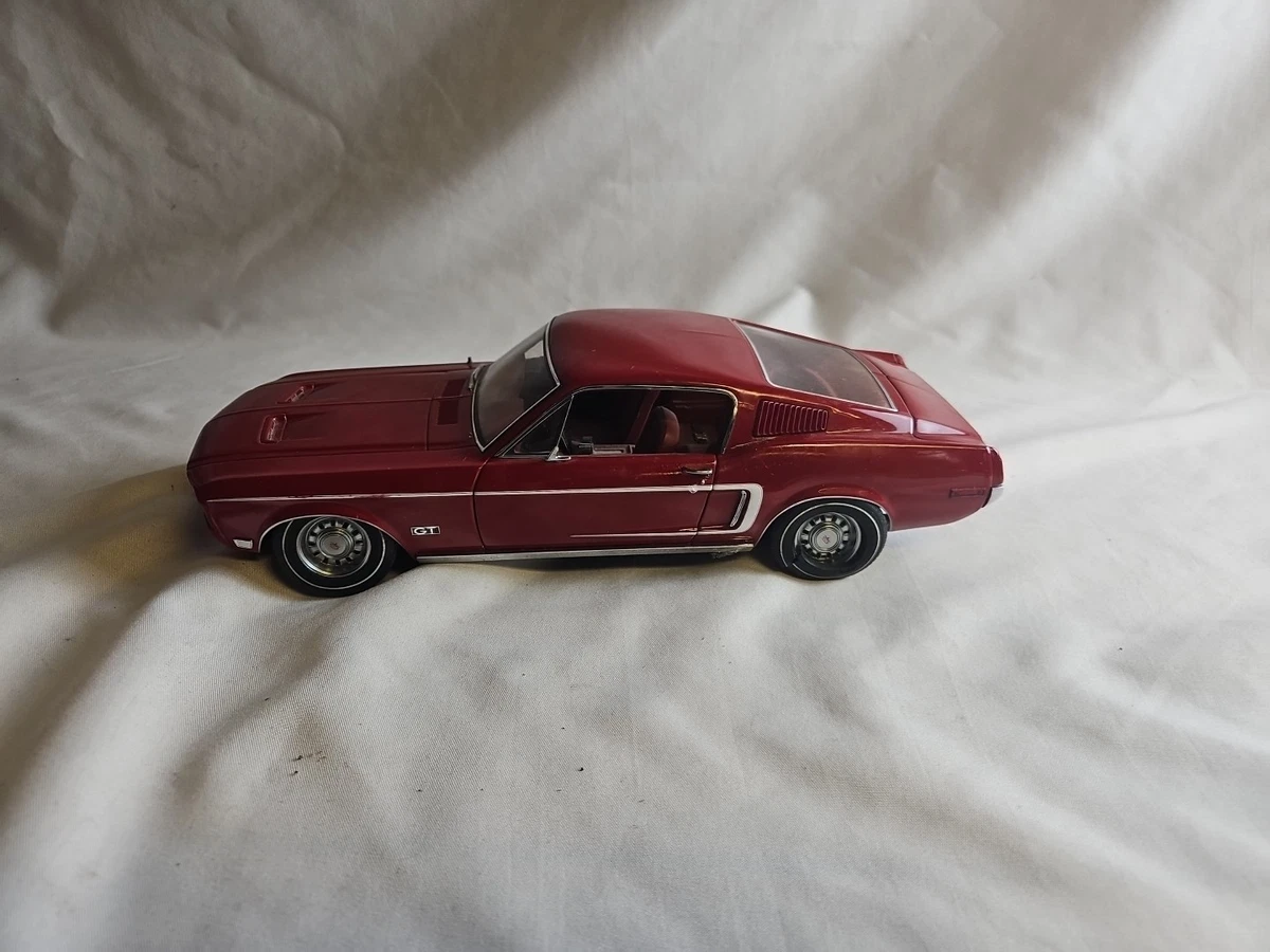 AUTOart Ford Mustang GT Contemporary Manufacture Diecast Cars for
