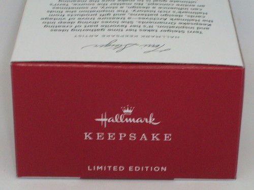 Hallmark 2025 Cute as a Button - Limited Edition - NIB - Picture 9 of 17