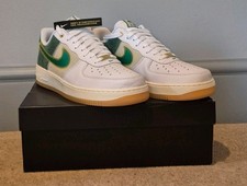 NikeMen's Black Air Force 1 Low '07 Lv8 UK size 9.5