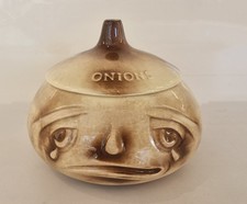 Sylvac Crying Onion Face Pot Brown & Cream. Model Number Onions 512. VGC.