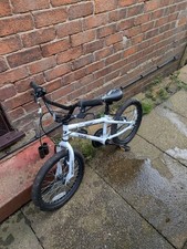 White Apollo Force 18" BMX Bike With New Chain And In Great Condition