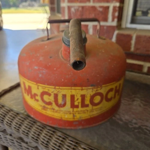 VTG McCulloch Gas Oil Mixing Can Metal With Spout Red And Yellow Age Distressed