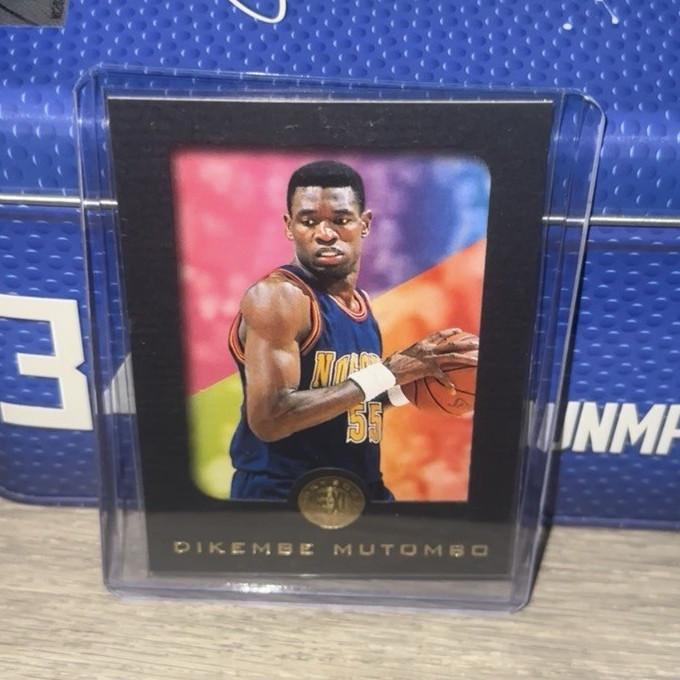 DIKEMBE MUTOMBO DENVER NUGGETS NBA BASKETBALL SPORTS TRADING CARD STOCK CARD #22