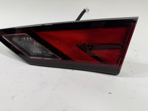 Luz trasera interior halógena Nissan Sentra 2020 2021 2022 pasajero derecho OEM - Imagen 2 de 7