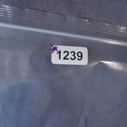 Valerie Stevens Petites Gray Pure Silk Long Sleeve Crew Neck Top PS - Picture 7 of 7