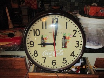 Vintage Coca Cola 16 INCH Dia.Telechron ,Store Clock,Runs BUY IT NOW/GOOD OFFER