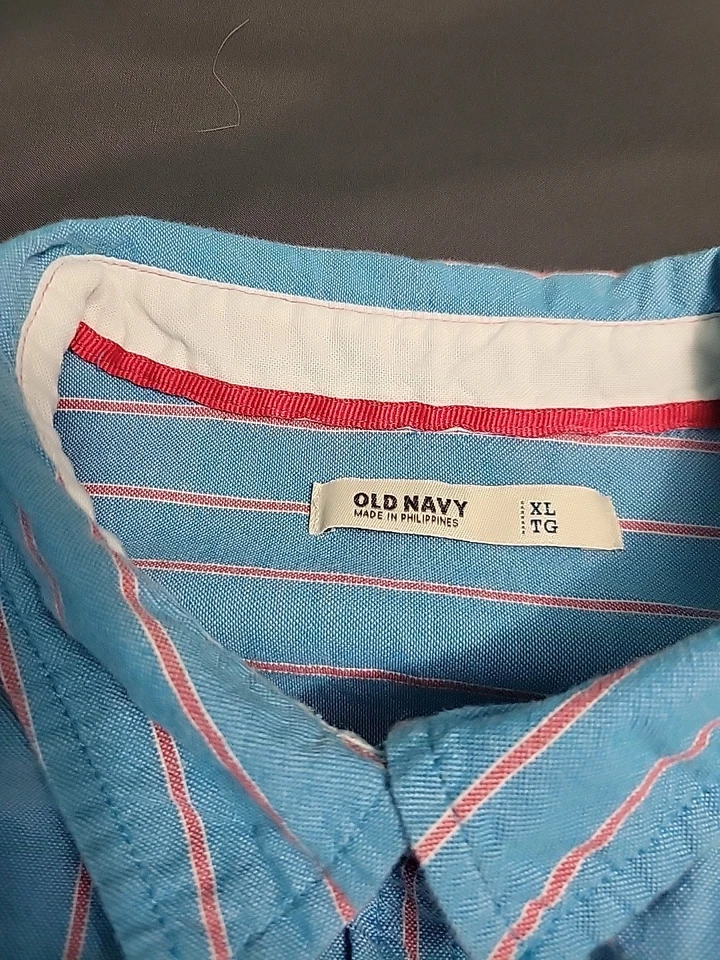 Camisa de algodón Old Navy para hombre azul bebé a rayas manga larga con botones | Talla XL Foto 2 de 4