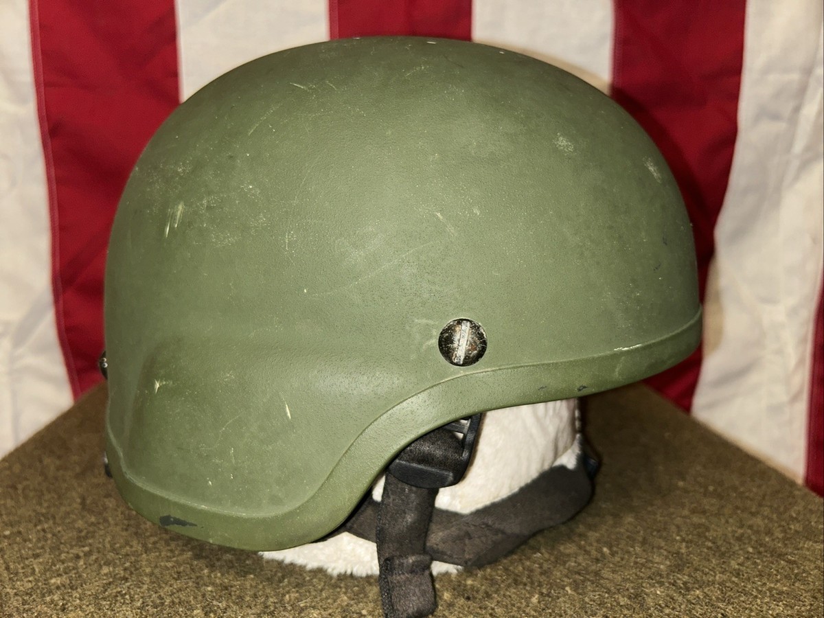 美品　米軍　実物　US ARMY ACH HELMET サイズLARGE送料無料 美品 米軍 実物 US ARMY ACH HELMET サイズLARGE送料無料