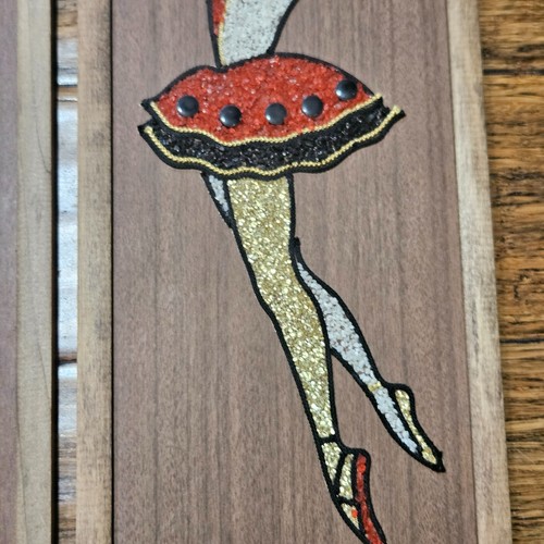 Vintage Pair Harlequin Dancers Gravel Wall Art Mid Century Red Black Gold Wood - Picture 4 of 8