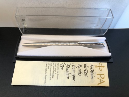 Bolígrafo vintage Parker 45 gris arlequín patrón escudo - Imagen 2 de 8