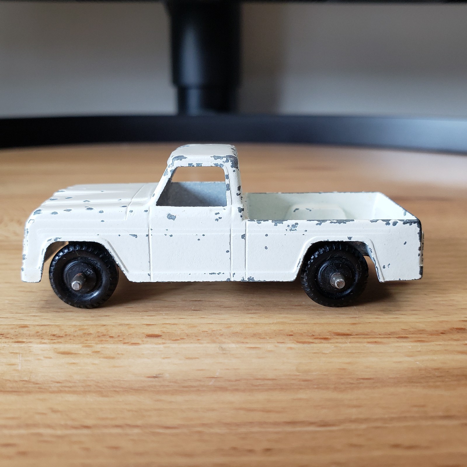 Picture 3 of 11