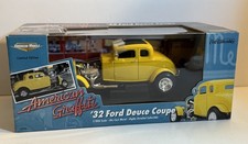 AMERICAN GRAFFITI FORD 1932 DEUCE COUPE FENDERED 1:18 ERTL MOVIE NIB  Read