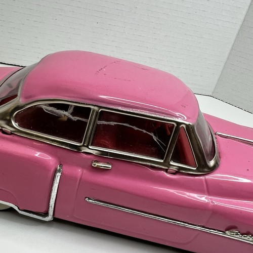 Vintage Auto de Luxe Friction Spielzeugauto 1950 Hot Pink Cadillac Limousine MF330 defekt - Bild 6 von 10