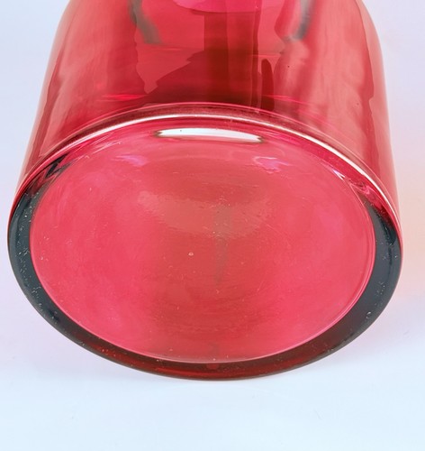 Jarrón de vidrio vintage rojo rubí flash 10” base transparente ancla estilo enganche retro MCM - Imagen 4 de 9