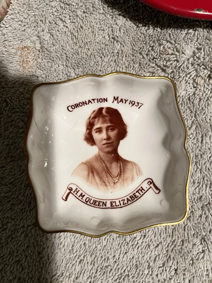 1937 coronation Royal Crown Derby Nut Dish Queen Elizabeth In Original Box - Image 2 of 4