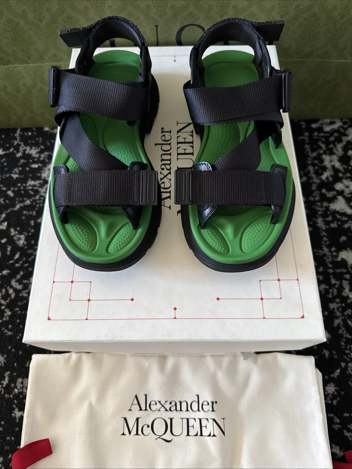 Alexander McQueen Tread Sport sandali oversize verde nero EU 37 5 US 7 5