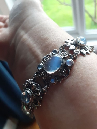 Arts and Crafts MOONSTONE BRACELET in Sterling Silver Circa 1890 17g - Picture 6 of 24