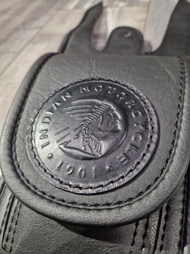 INDIAN CHALLENGER, PURSUIT Gas Tank Bag BIB BLACK st. for Iphone promax - Picture 2 of 15