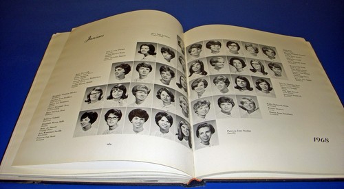 Virginian Longwood College 1967 Farmville VA Virginia Yearbook Genealogy - Picture 9 of 12