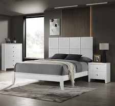 Pristine White Wooden Square Panel Queen Bed 3pc Master Bedroom Furniture Set