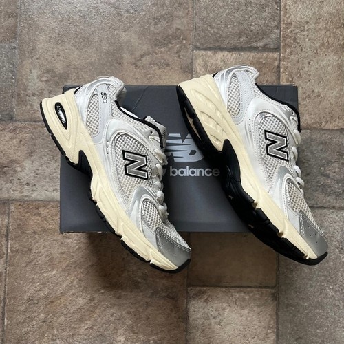 Zapatillas de running New Balance 530 para mujer talla 4,5 plateadas blancas negras - Imagen 2 de 8