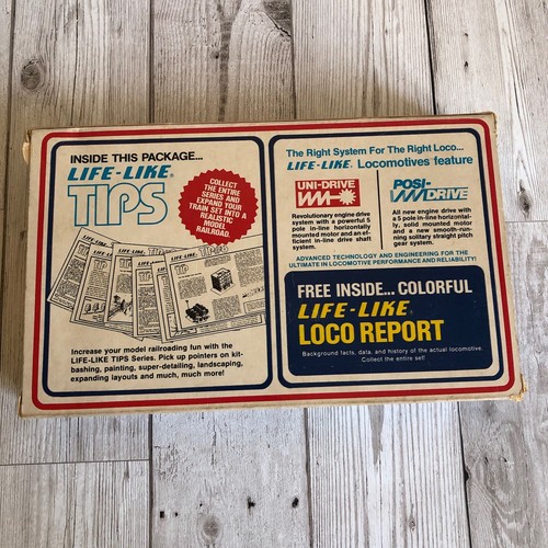 Life-Like Locomotives GP38-2 GTW Diesel Loco 08286 #91225 Green HO Scale VGC - Picture 5 of 18