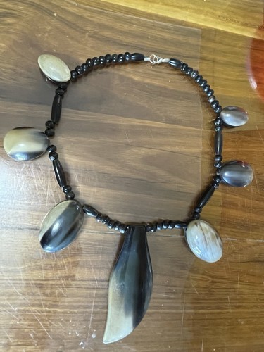 Zambian Buffalo Horn Necklace Vintage Hand Carved Cabochons Ethnic Bohemian - Picture 16 of 24