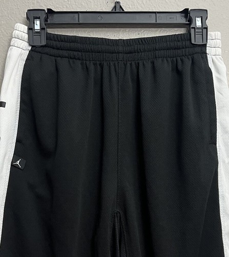 Nike Air Jordan Dri-Fit Basketball Shorts Kids Youth Size XL 952503 023 New - Picture 2 of 9