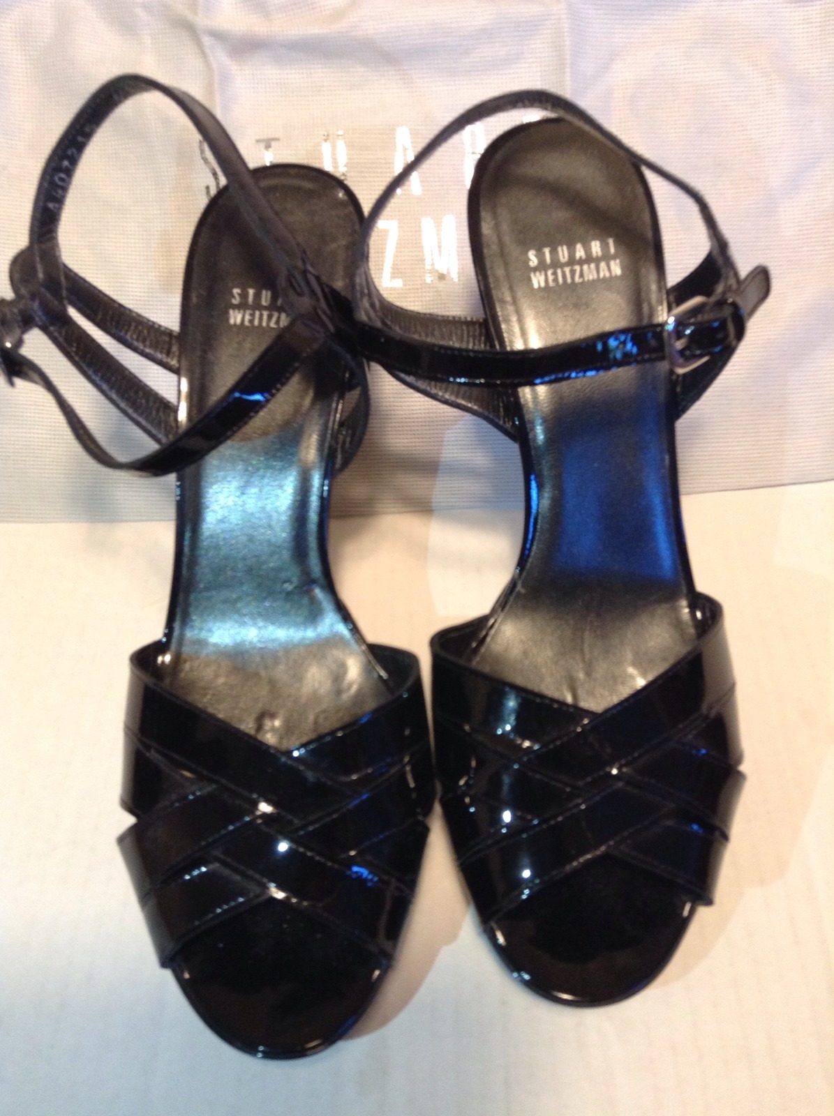Hermosa Stuart Weitzman Negro Patente Sandalias De Tiras Talla 9 M Hermosa Stuart Weitzman Negro Patente Sandalias De Tiras Talla 9 9 9 M suministramos lo mejor