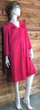 VINTAGE VASSARETTE DARK PINK SIZE LARGE ROBE  10153