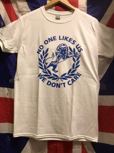Millwall Fc Fan T.Shirt No On Likes Us We Don’t Care! Original Design Löwen - Bild 3 von 4