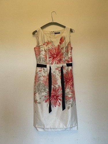 Precis Dress - Picture 3 of 4