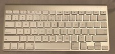 Apple A1314 Wireless Keyboard - White
