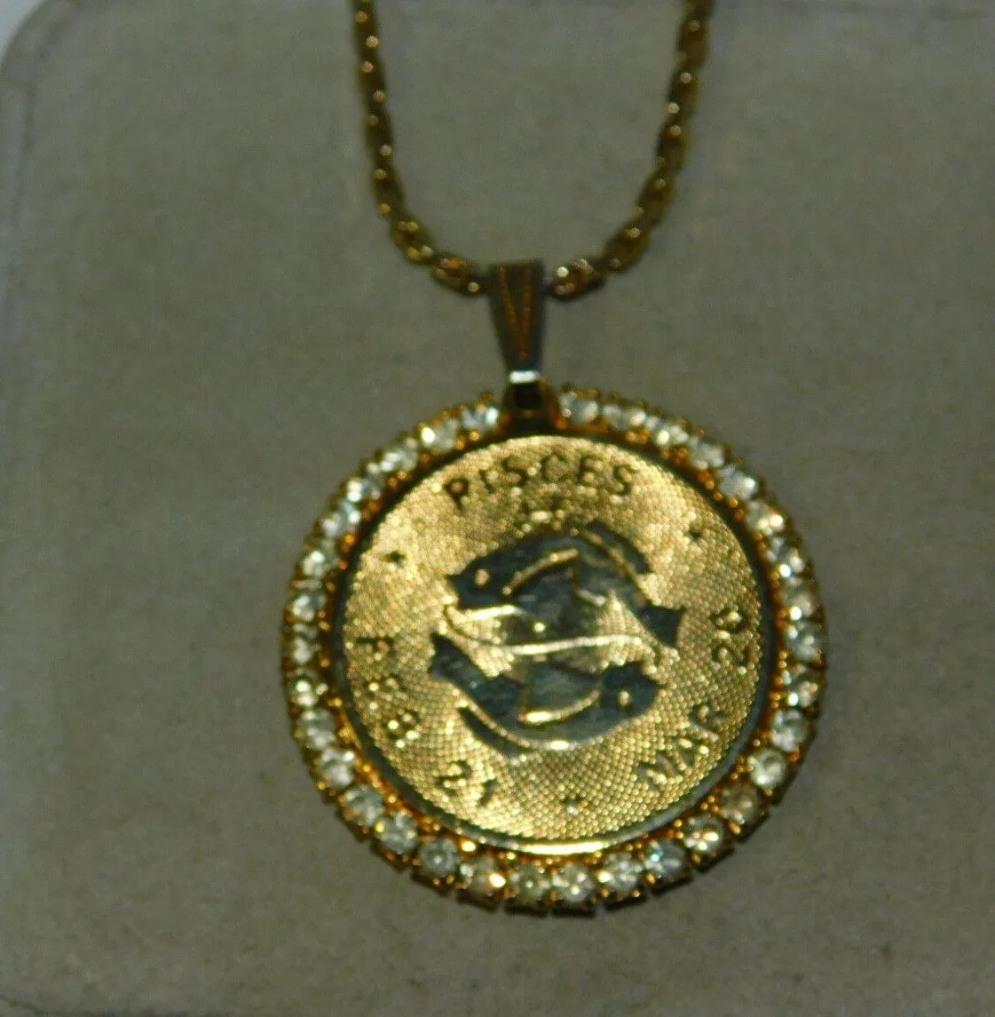 Pisces store gold chain