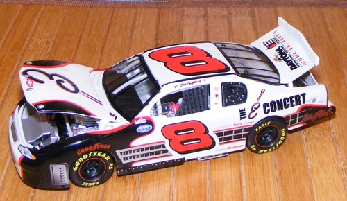 Dale Earnhardt Jr. 2003 RCCA 1/32 Scale Dale Sr. Tribute Concert Club Car - Picture 2 of 5