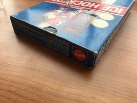 Nintendo NES Game: Ice Hockey PAL-A CIB MATTEL HANGTAB